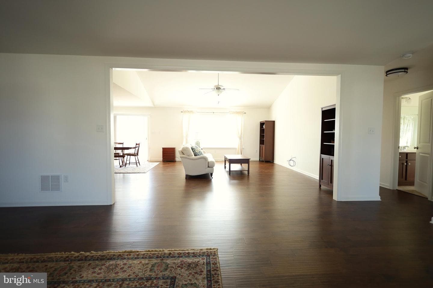 613 Rishel Drive photo 4