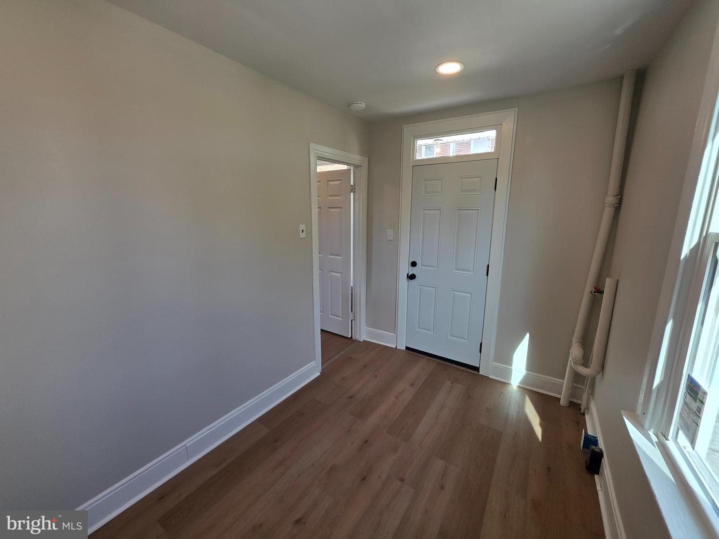 1306 W Poplar Street photo 23