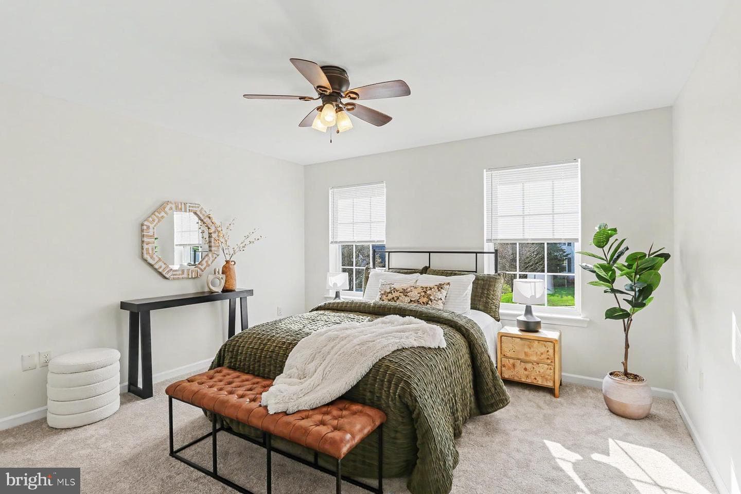 55 Burberry Lane photo 20