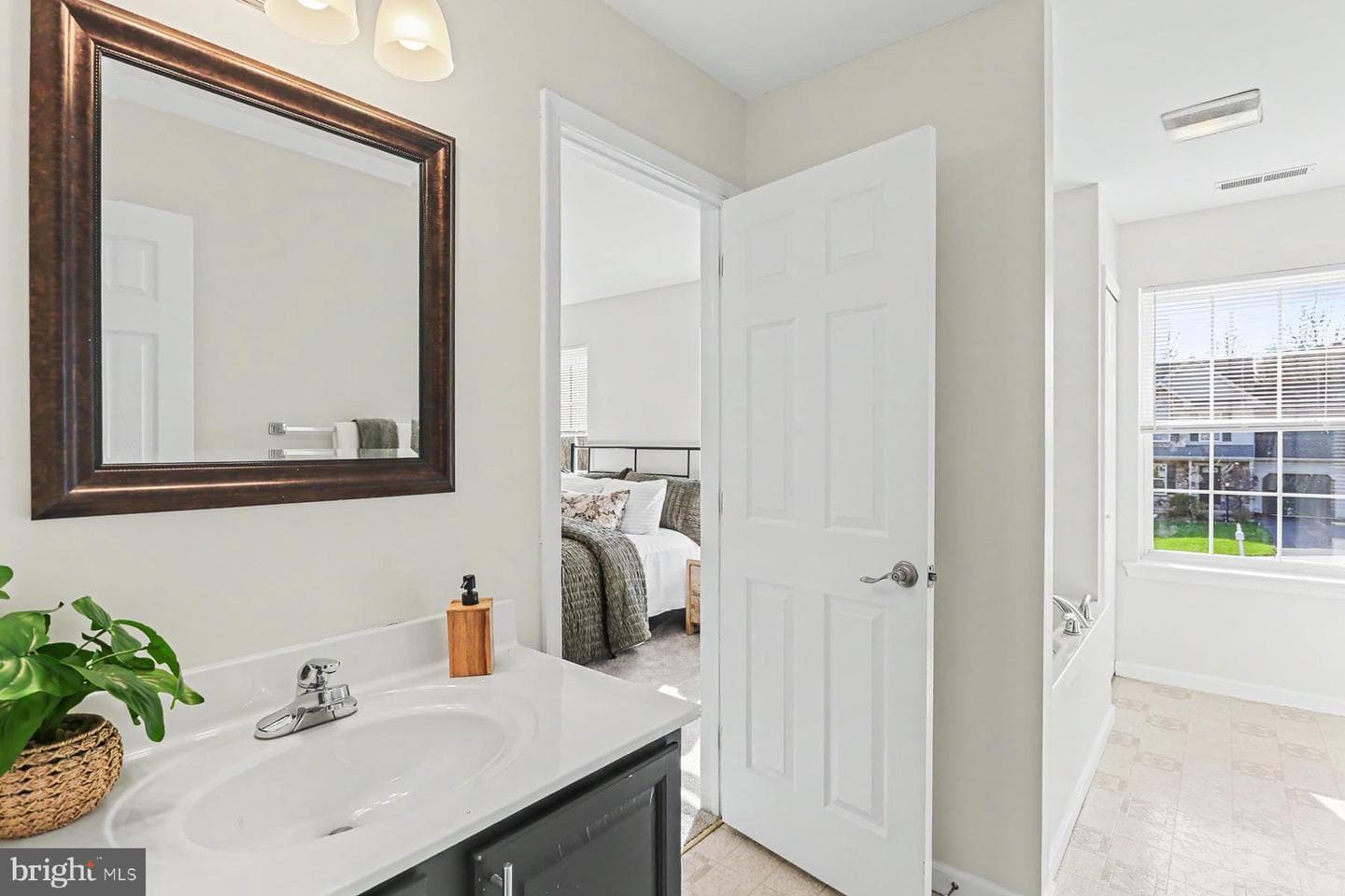 55 Burberry Lane photo 22