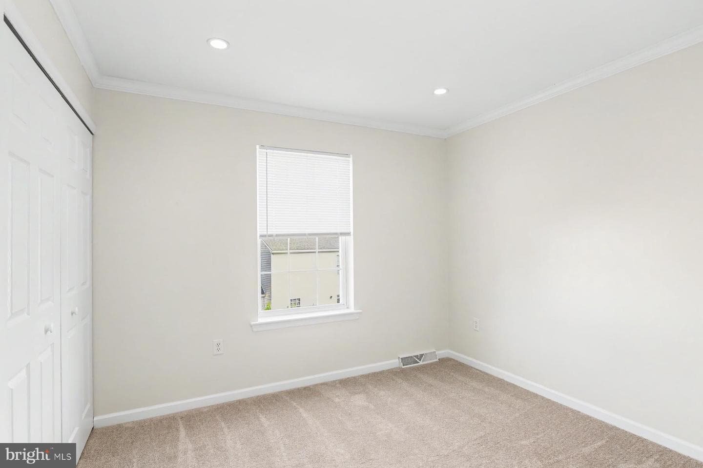 55 Burberry Lane photo 26