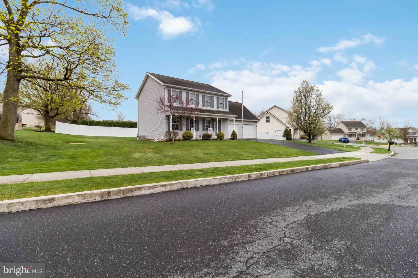 4 Grouse Road photo 3