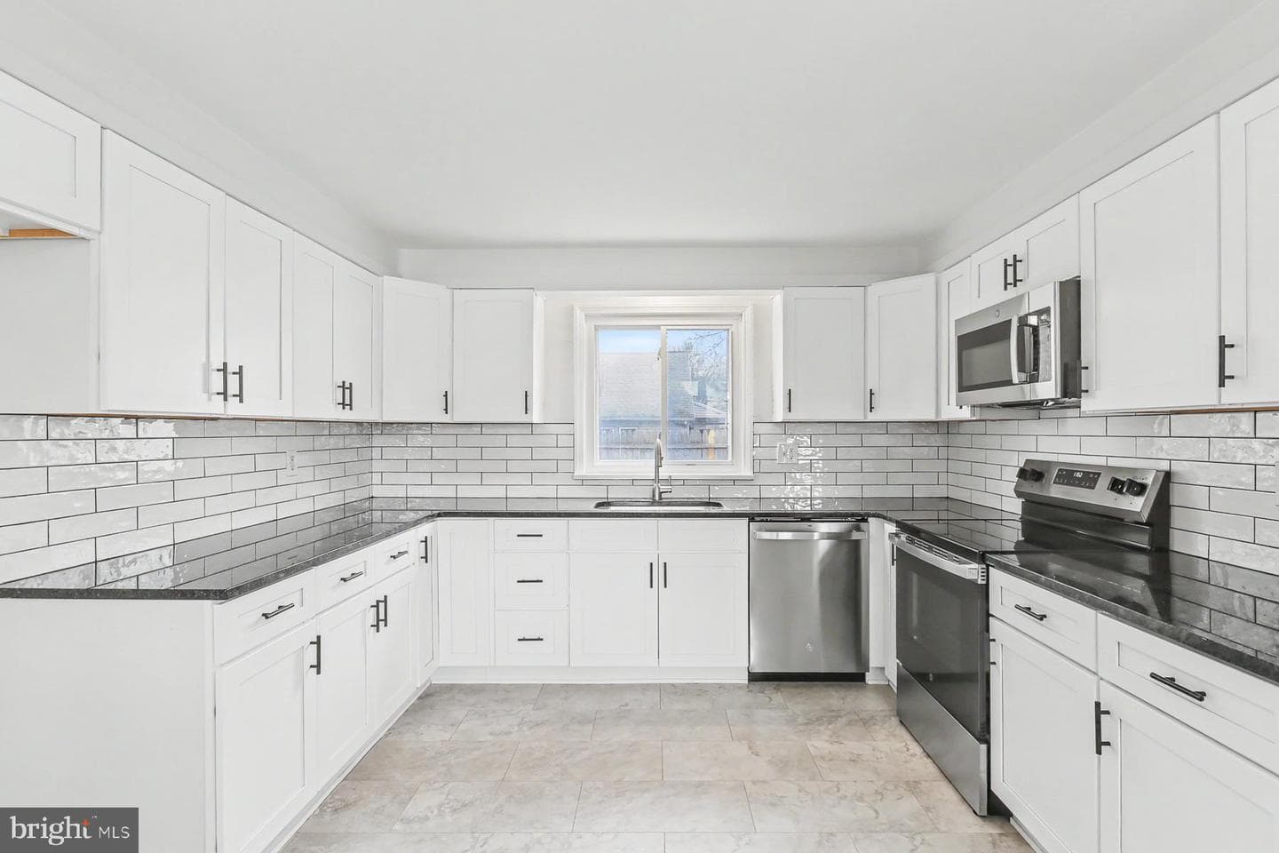 431 N Main Street photo 9