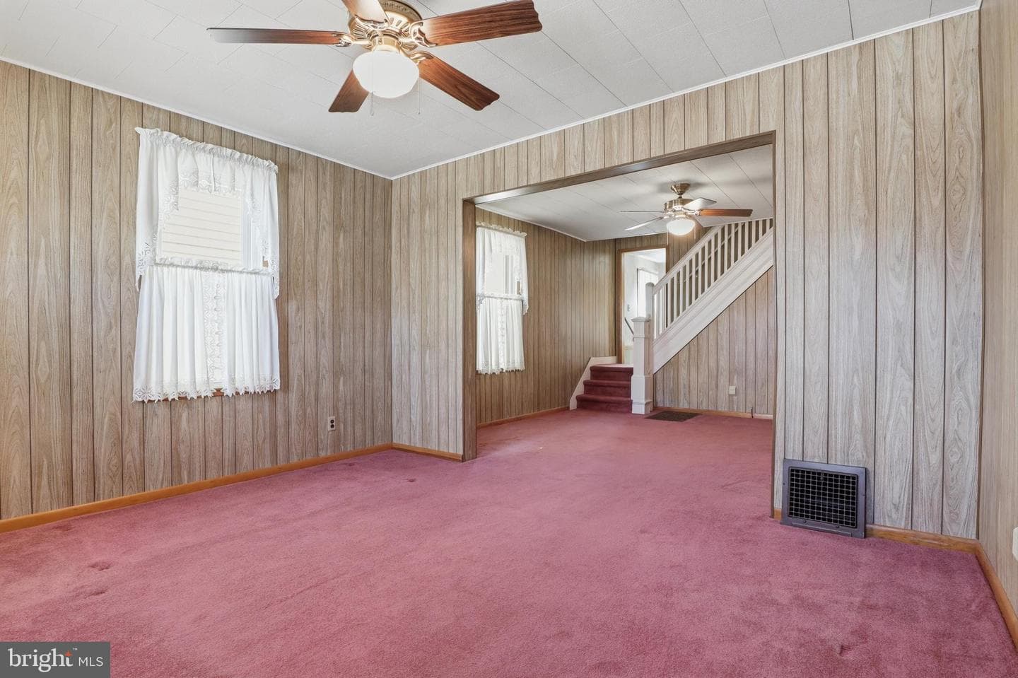 543 Baer Avenue photo 6