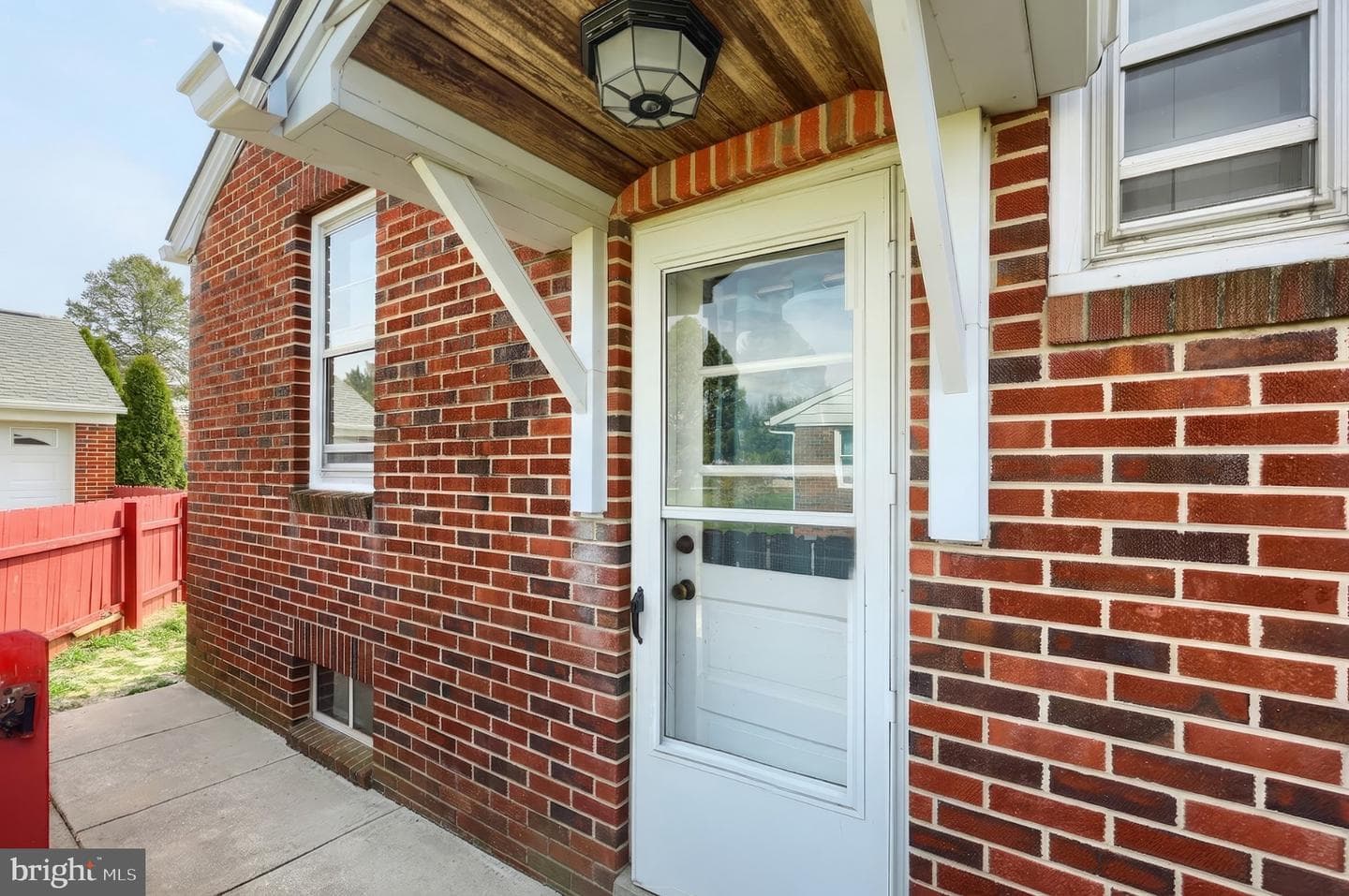 2208 Grandview Road photo 10