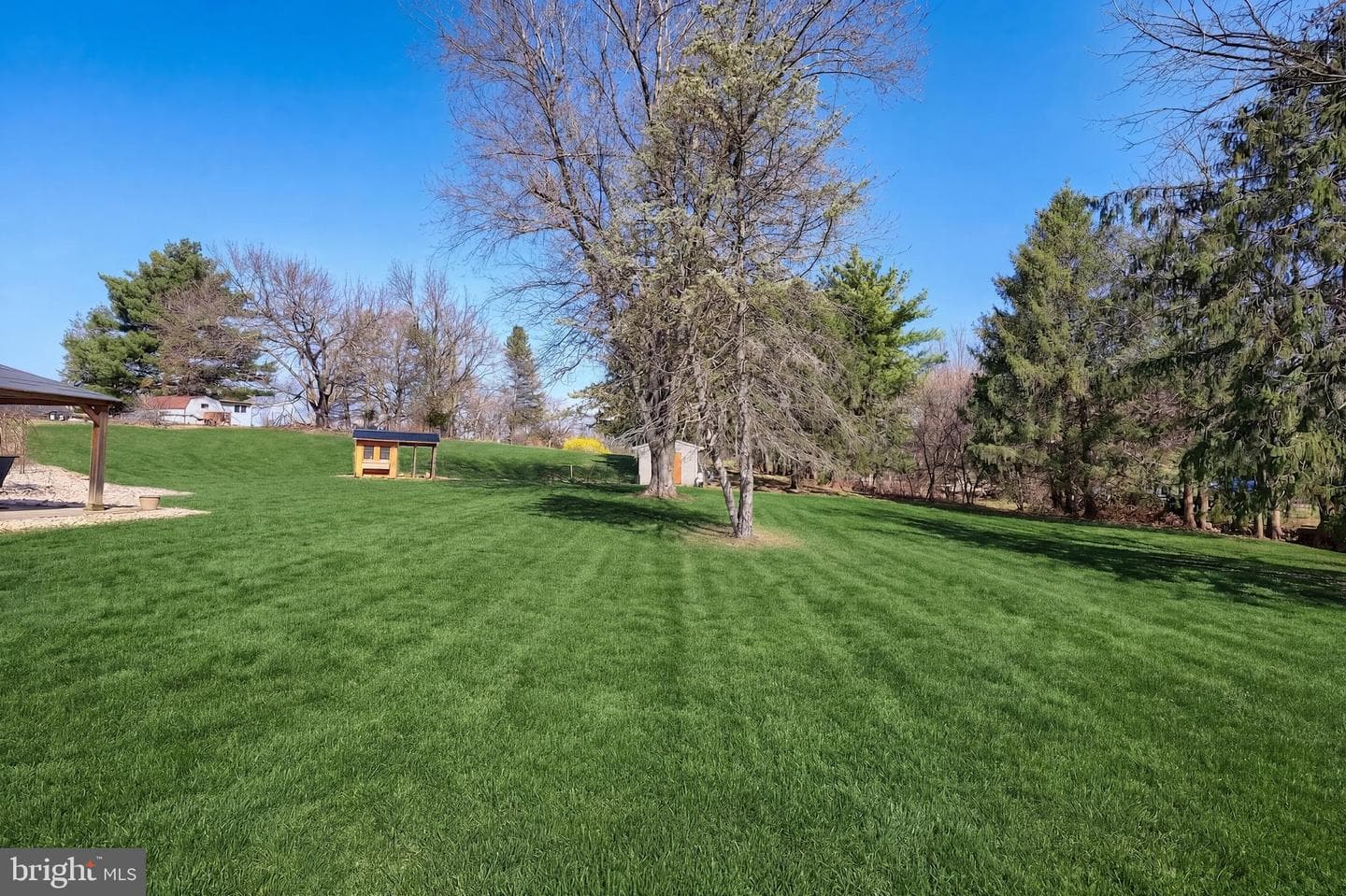 18 Sheffield Drive photo 12