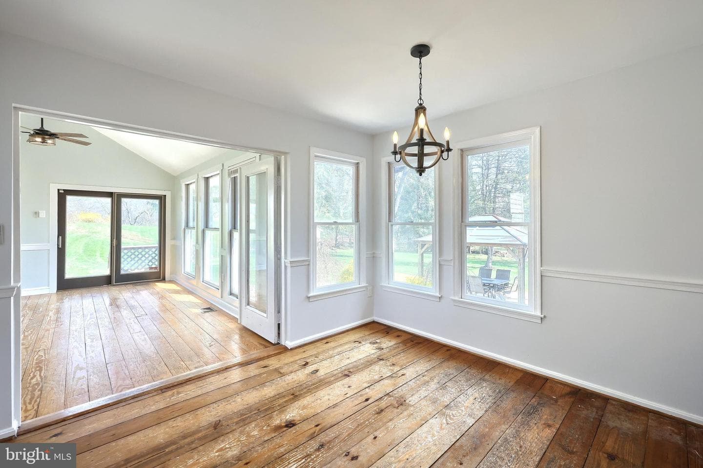 18 Sheffield Drive photo 35
