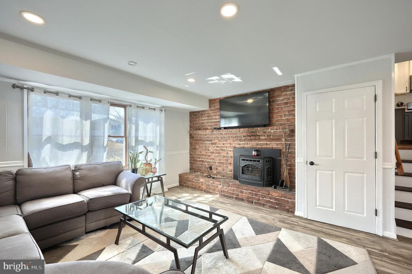 18 Sheffield Drive photo 40
