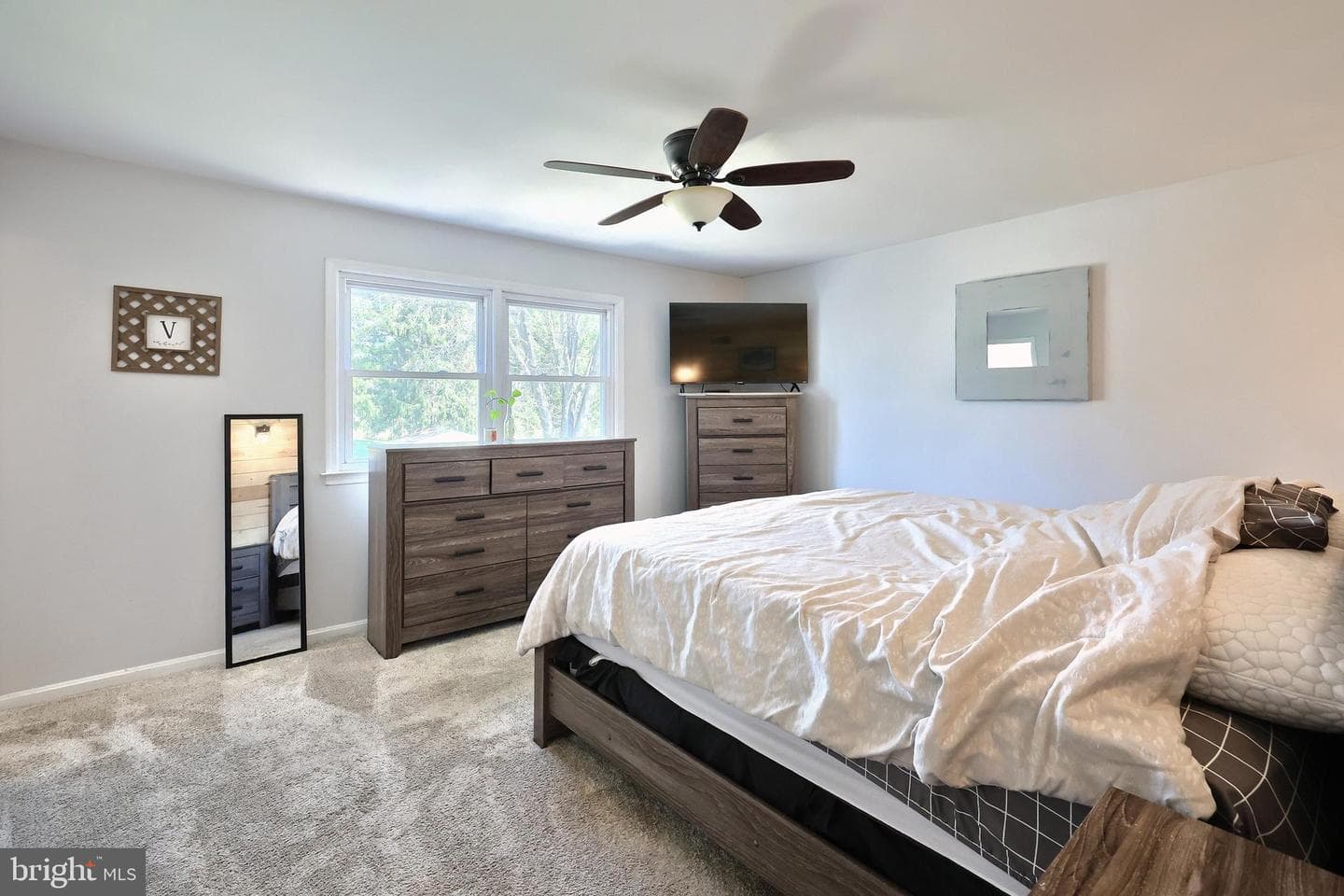18 Sheffield Drive photo 52