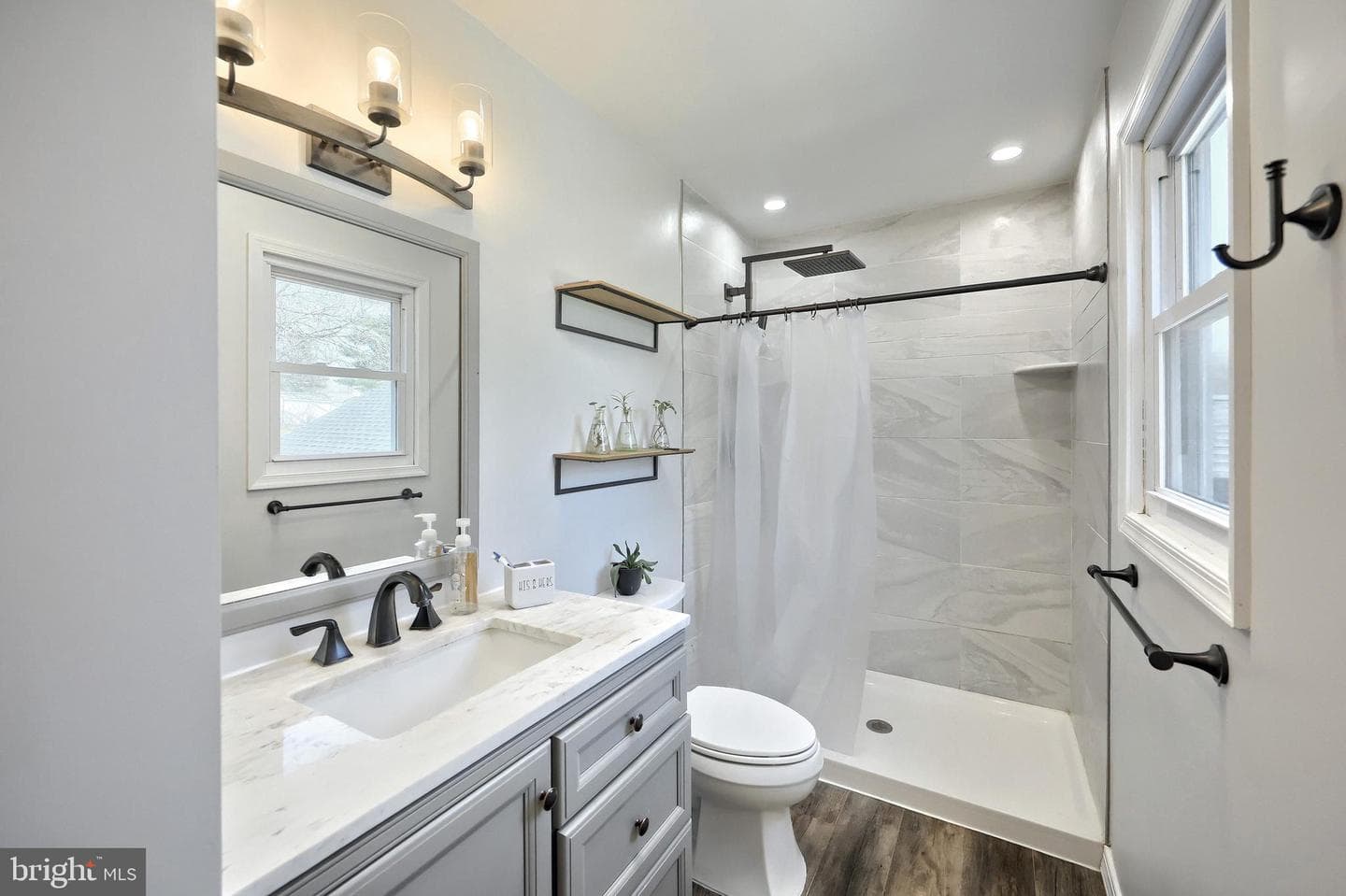 18 Sheffield Drive photo 54