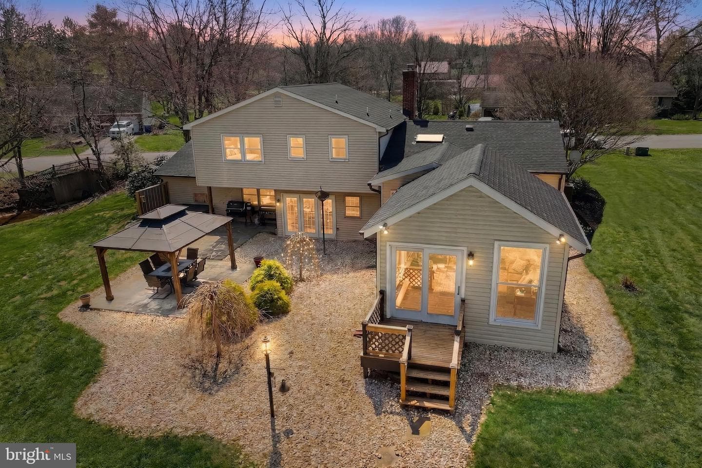 18 Sheffield Drive photo 61