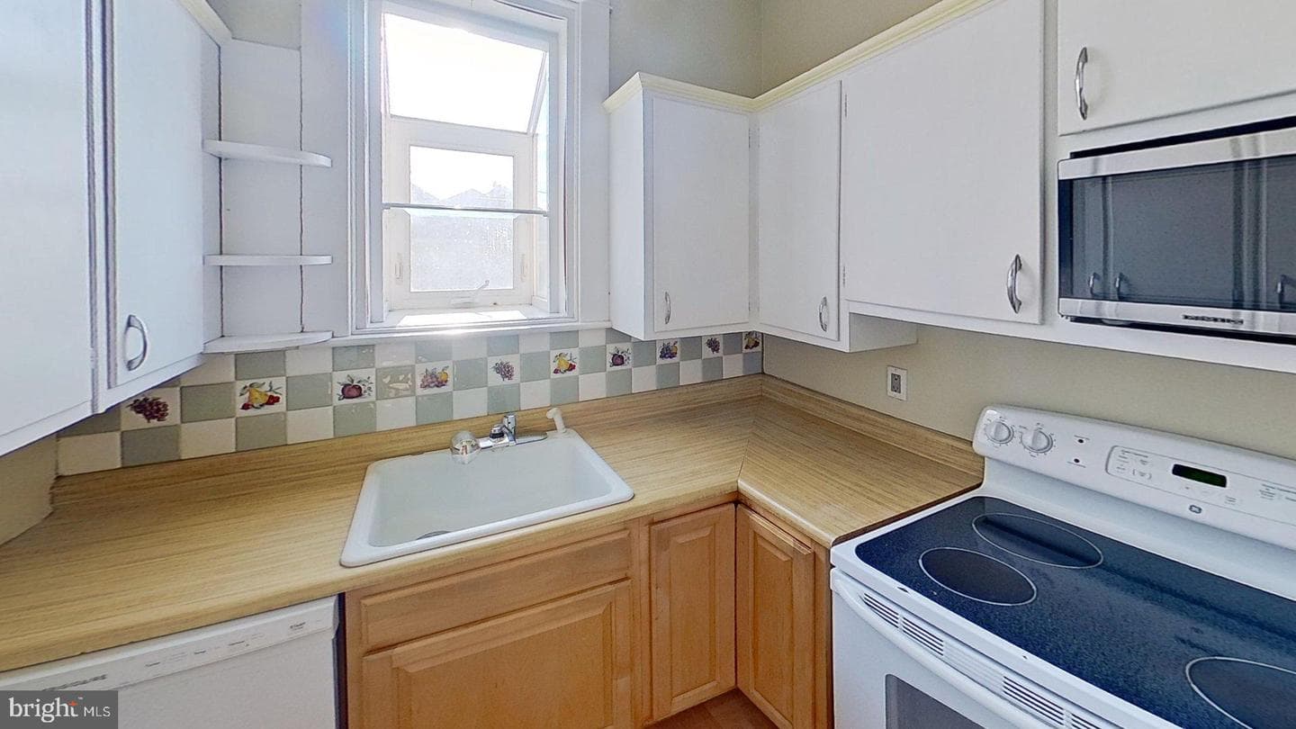 171 Linden Avenue photo 5