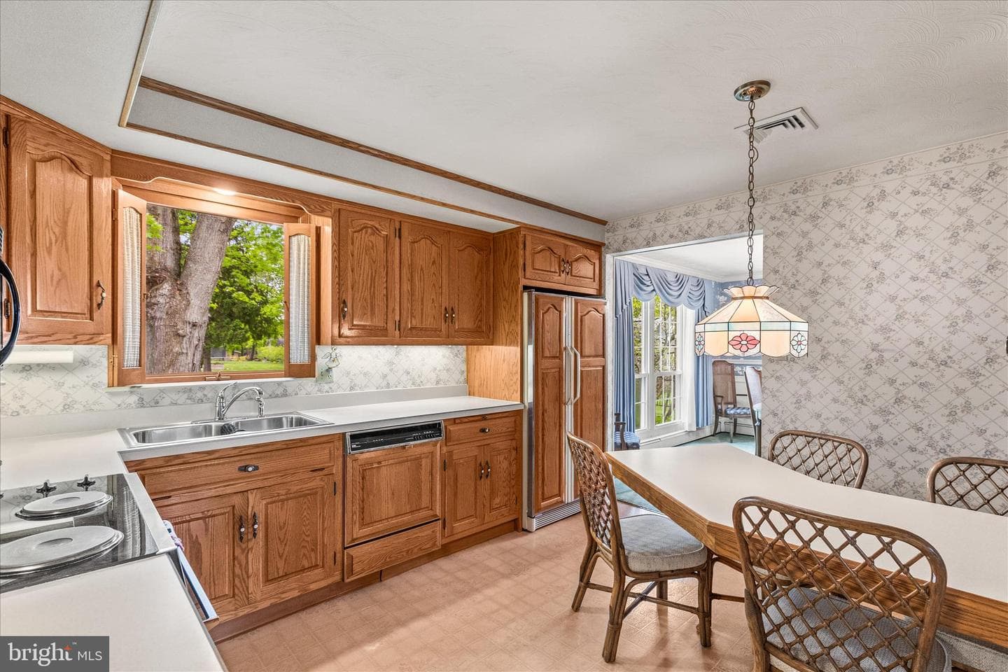 1884 Ebony Drive photo 20
