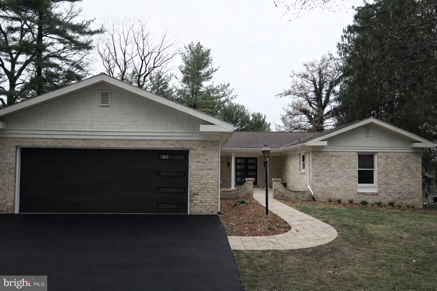 765 Witmer Road photo 2