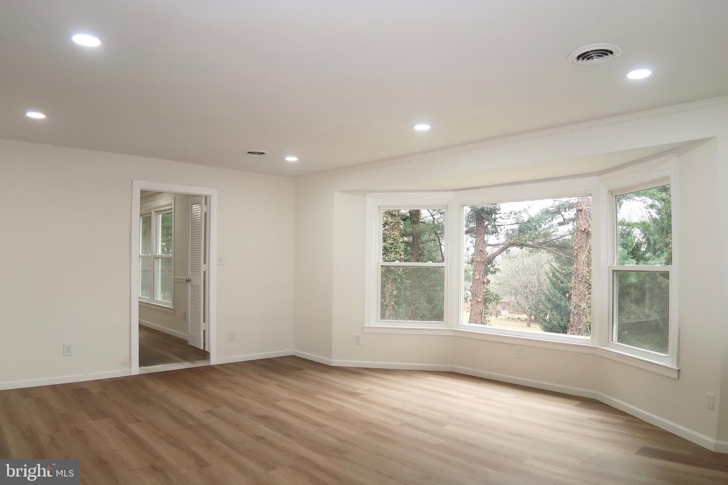 765 Witmer Road photo 9