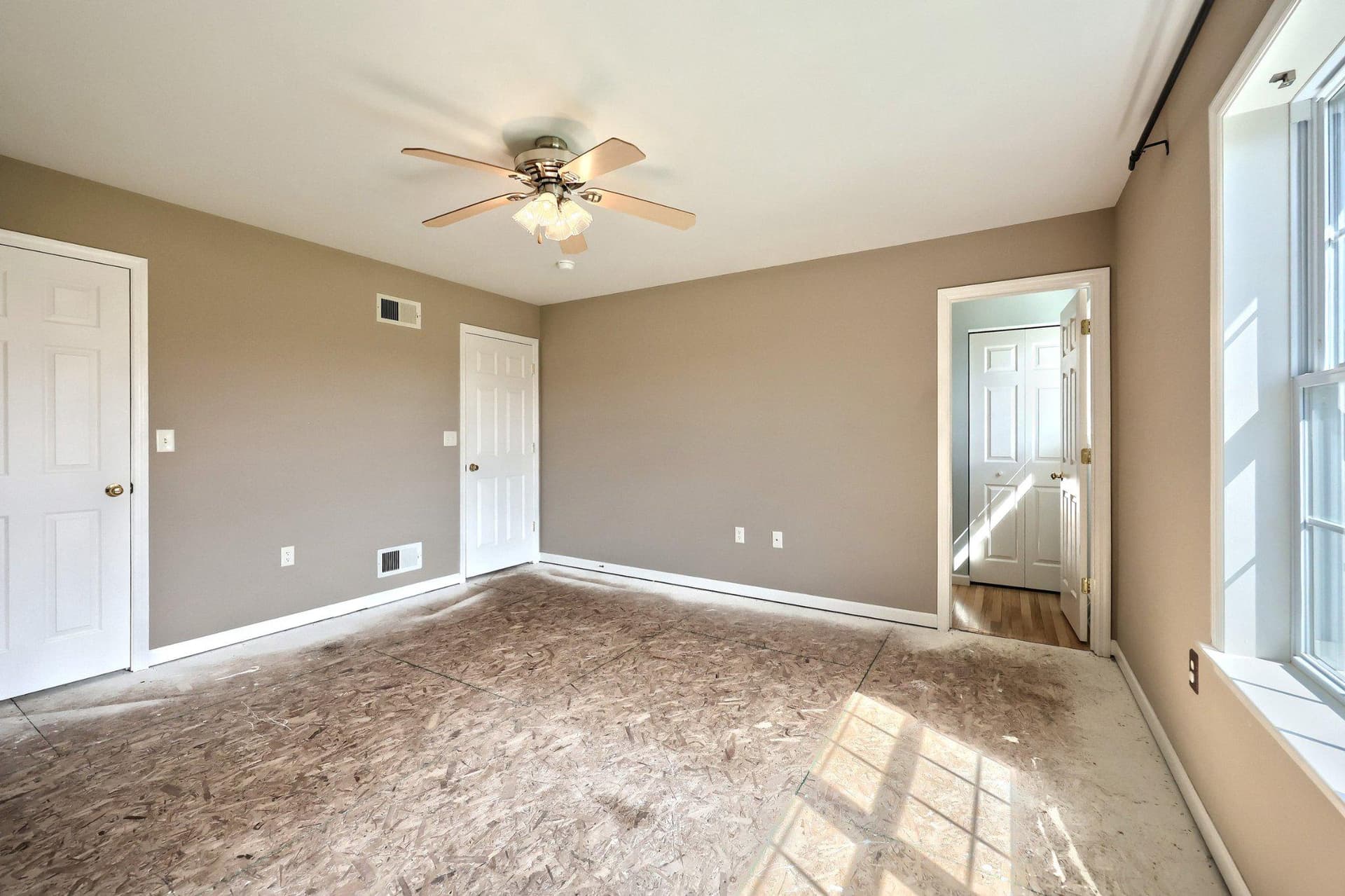 135 Torrey Pines Drive photo 28