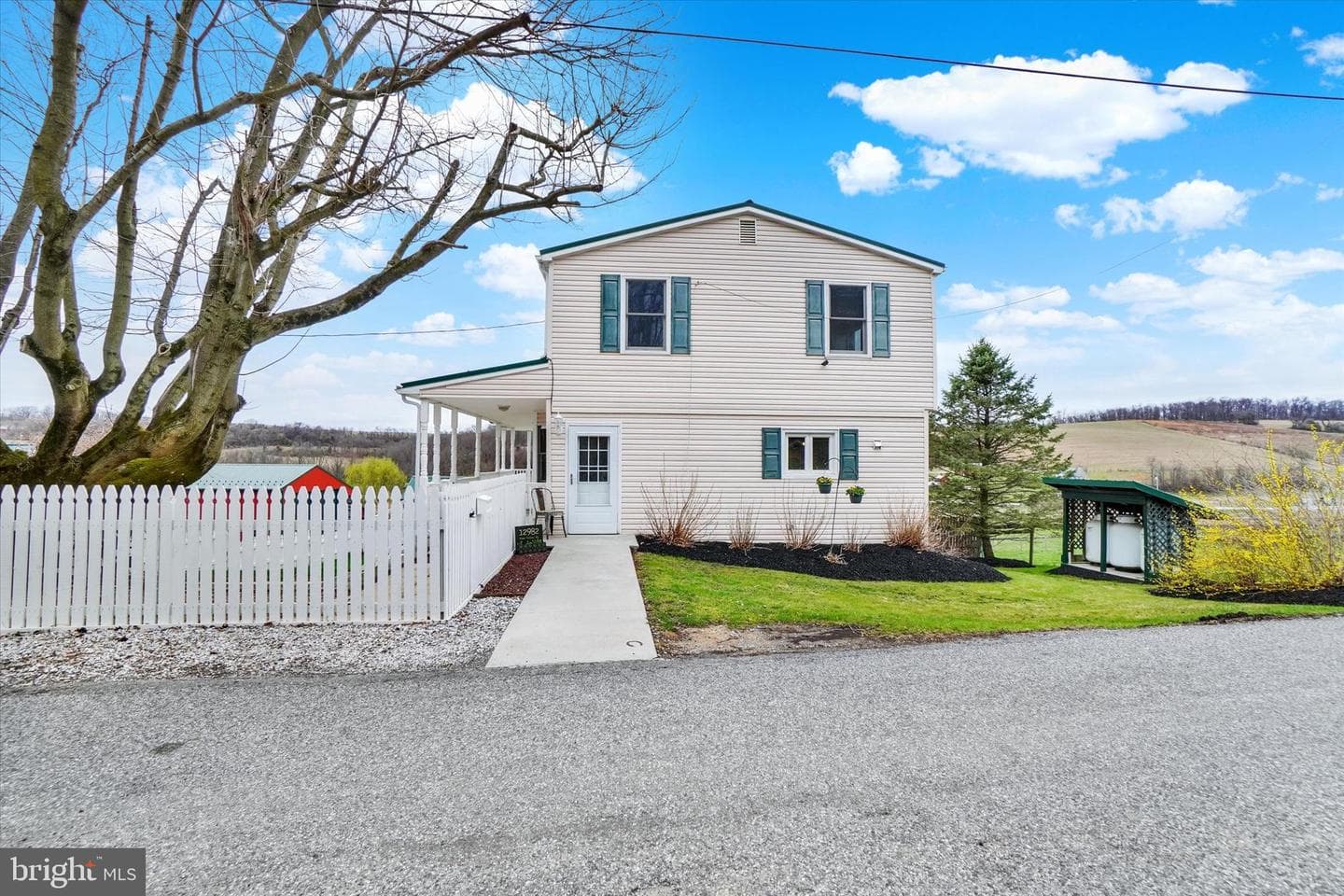12982 Glen Valley Road photo 24