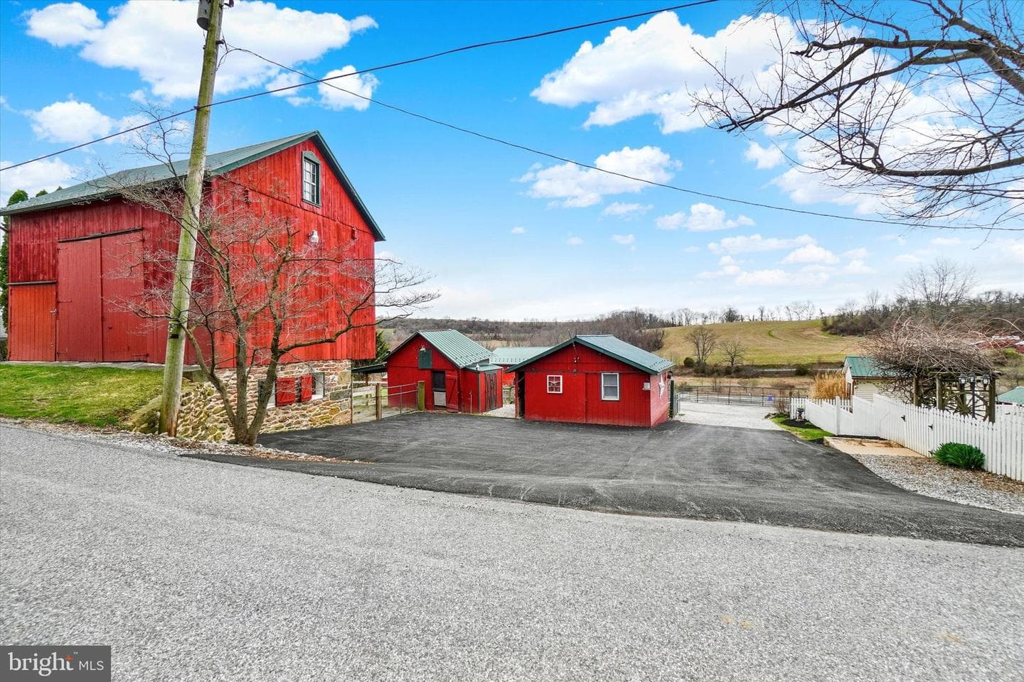 12982 Glen Valley Road photo 4