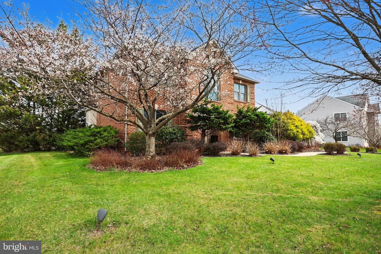 2613 Huntfield Drive photo 4