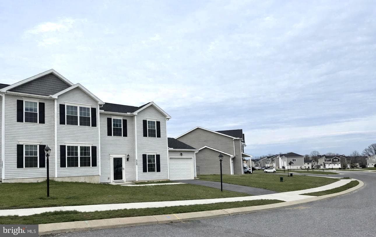 3755 Castle Drive photo 3