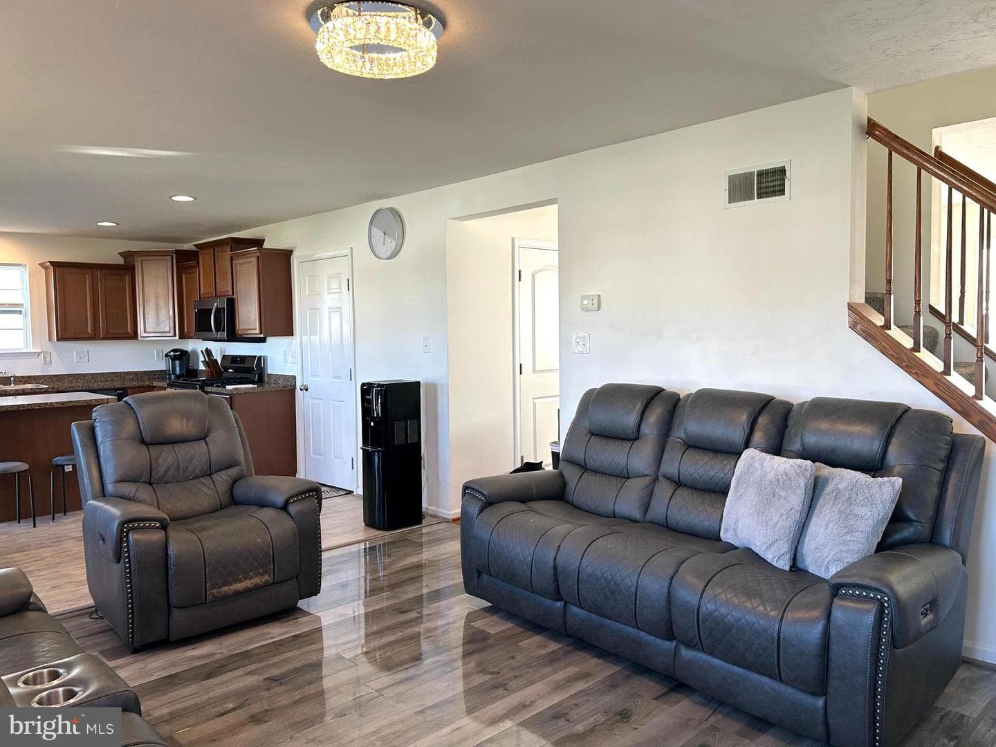 266 N Alpine Drive photo 13