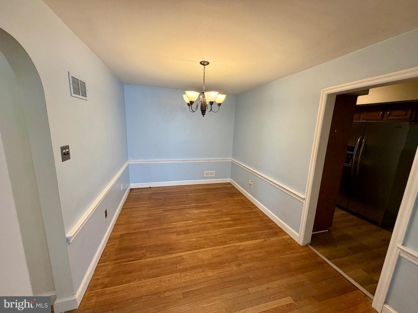 310 S Kershaw Street photo 10