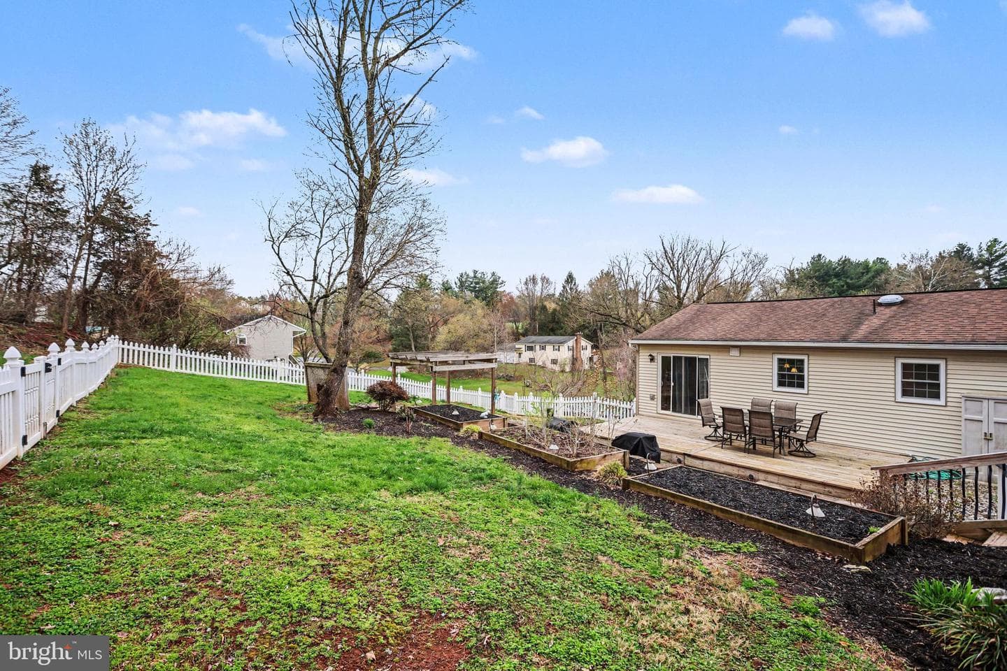 90 Eagle Lane photo 32