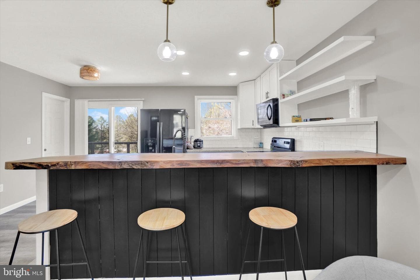 824 Almoney Road photo 9