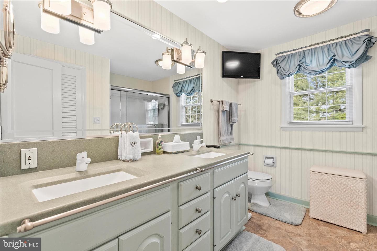 1240 Garrison Drive photo 43