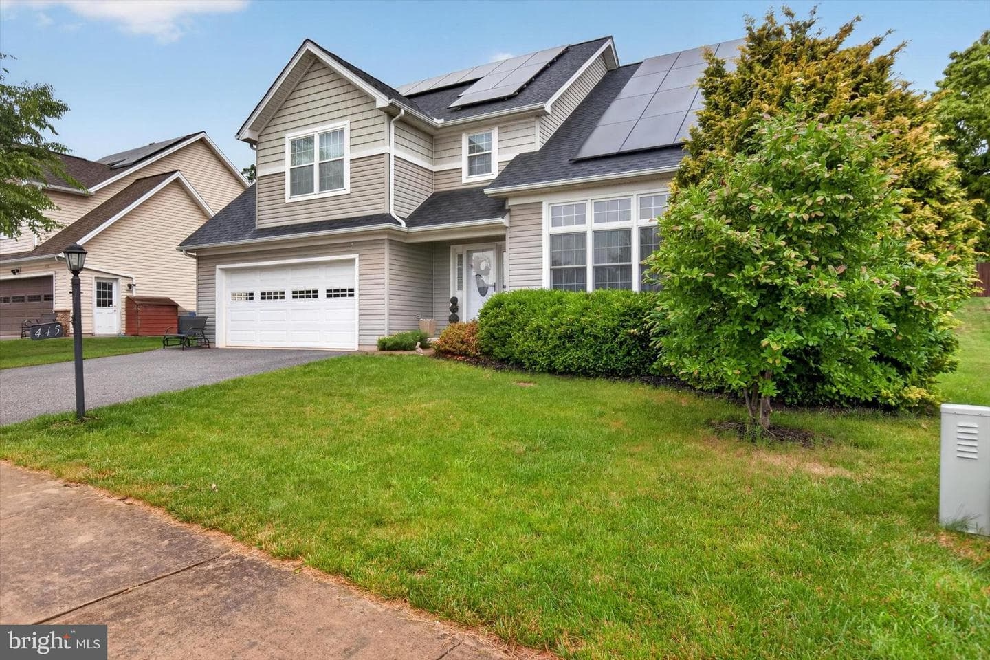 445 Old Stone Way photo 3