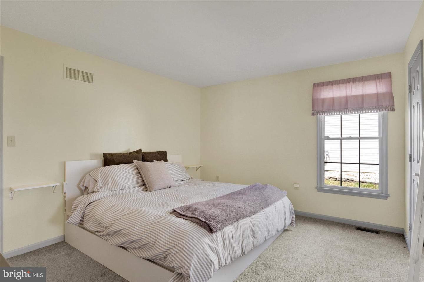 466 Chestnut Way photo 17