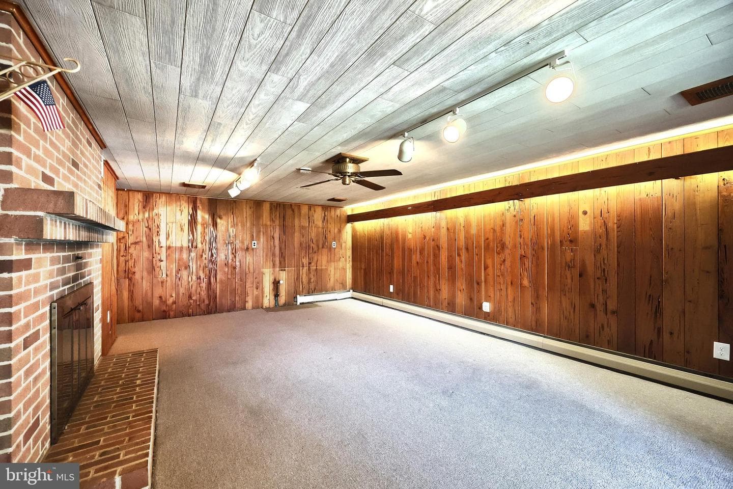 223 N 3rd Street photo 40