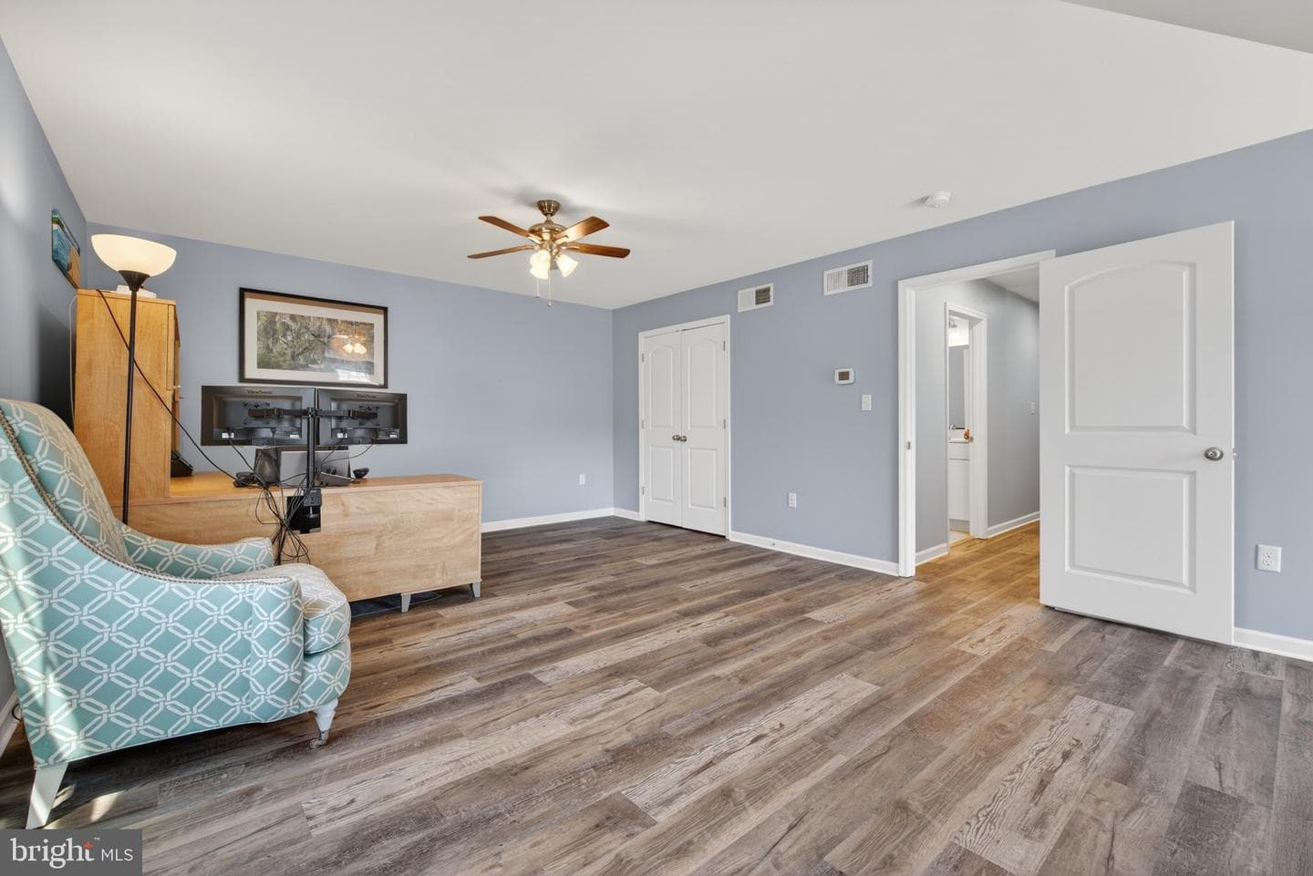 25 Thoroughbred Drive photo 22