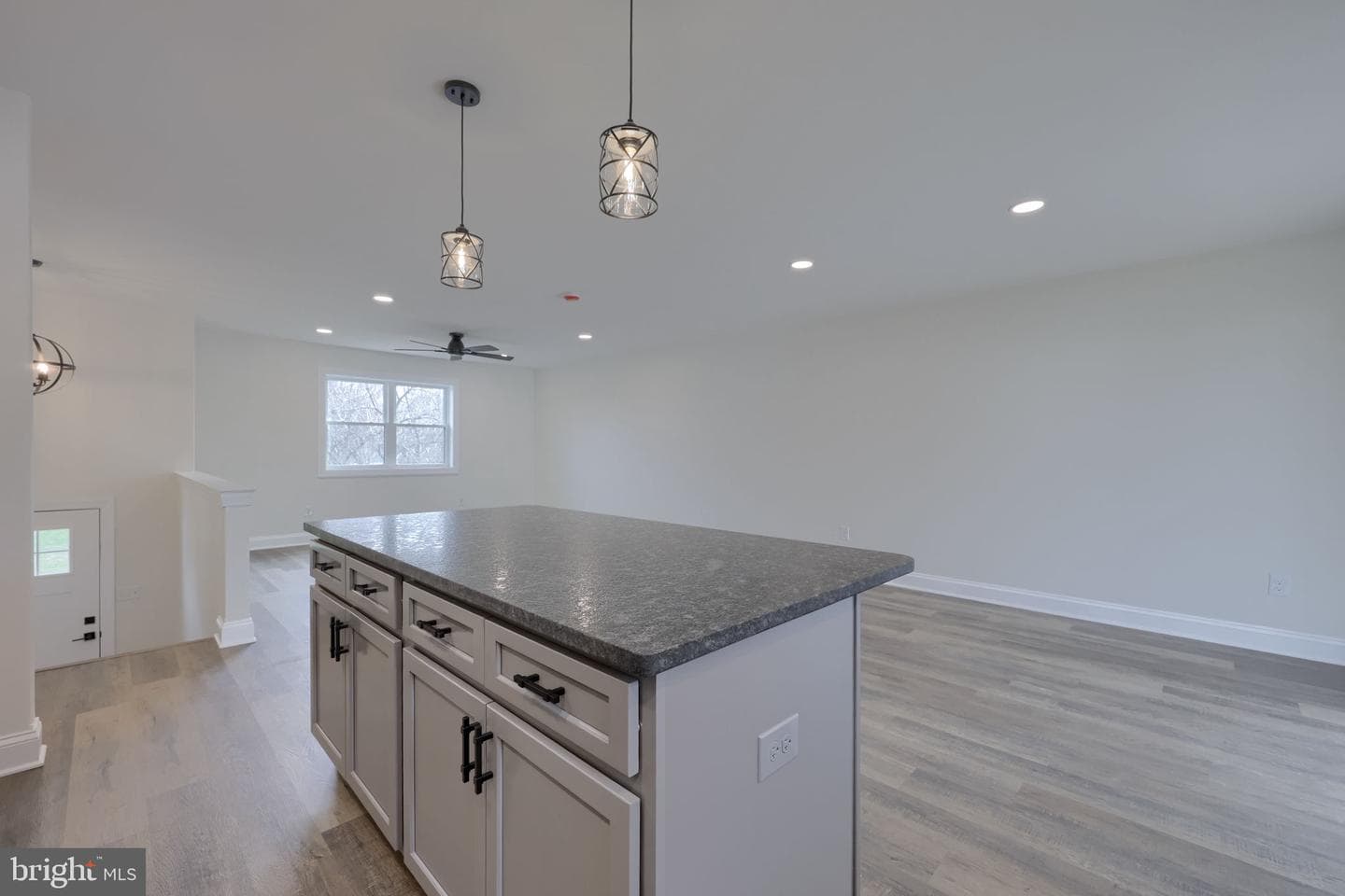 310 Kendale Road photo 17