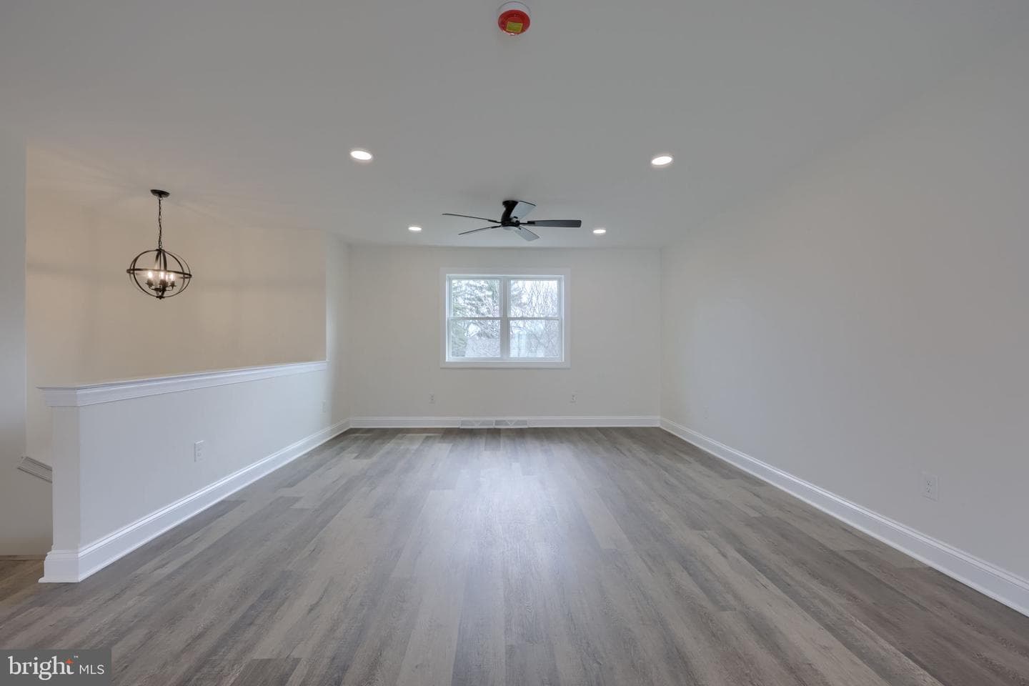 310 Kendale Road photo 5