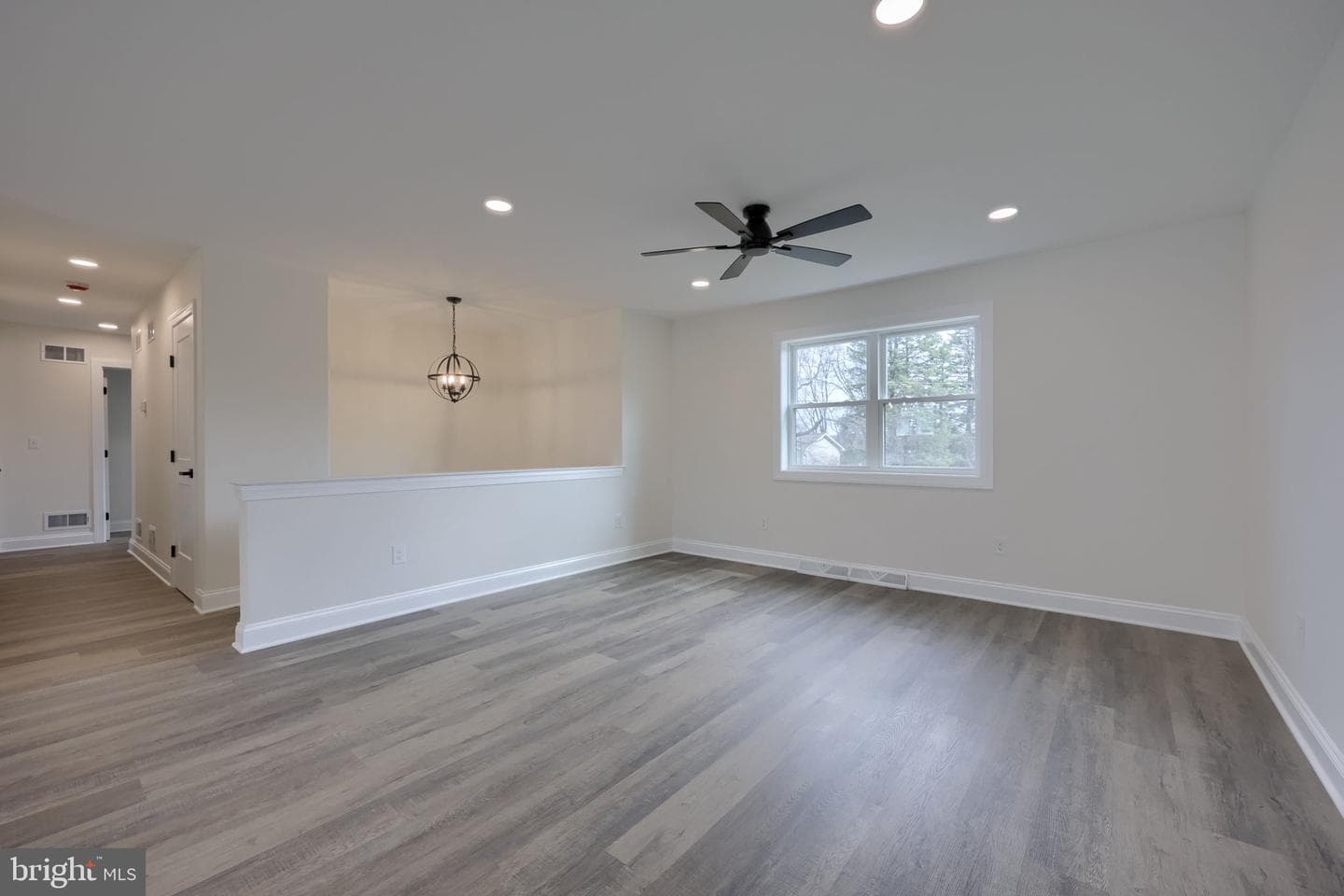 310 Kendale Road photo 6
