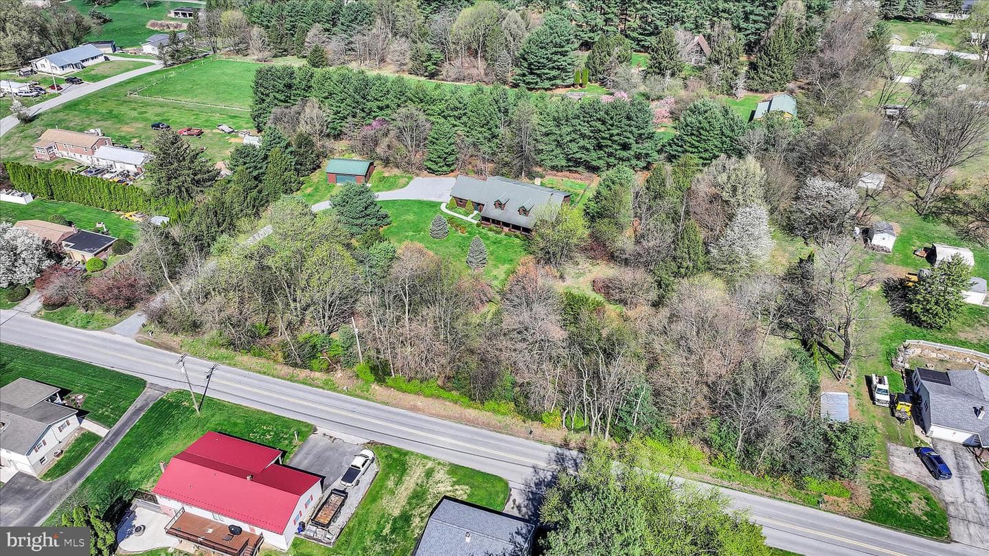 1080 Canadochly Road photo 3