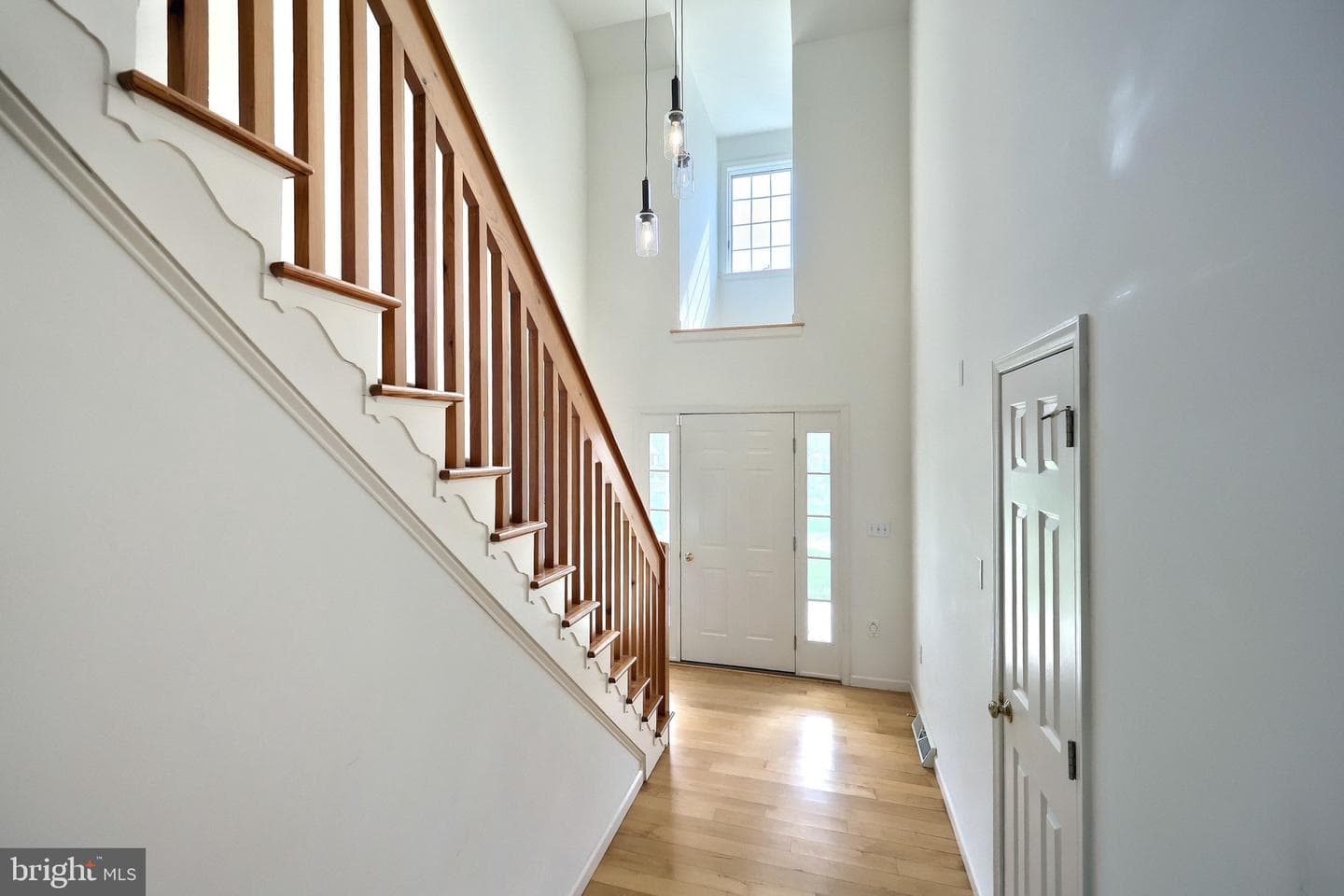 101 Fairfax Dr. photo 17
