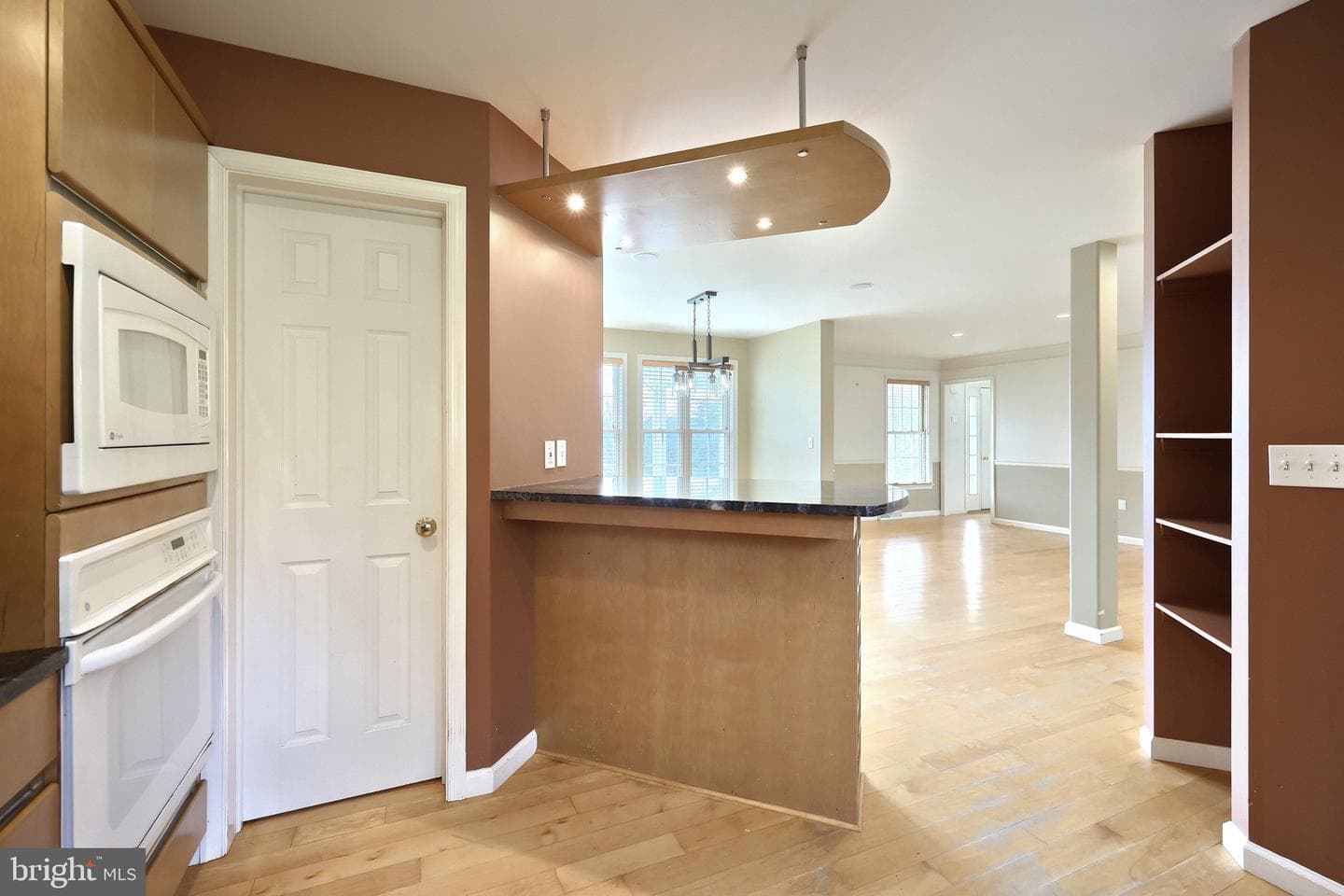 101 Fairfax Dr. photo 27