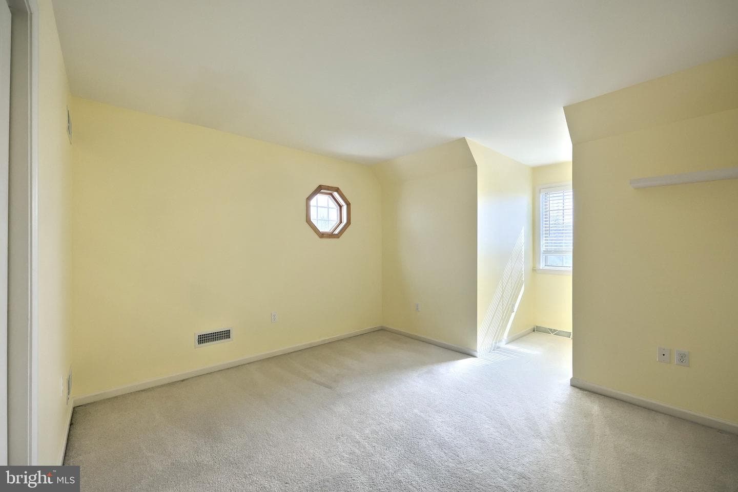 101 Fairfax Dr. photo 47