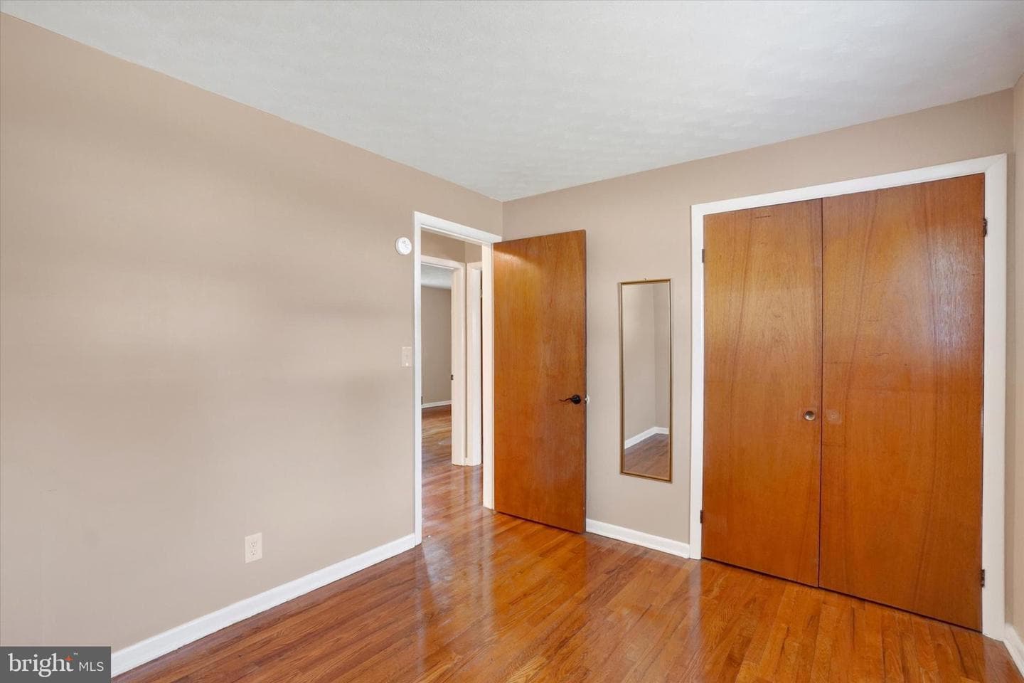 2710 Whitney Drive photo 11