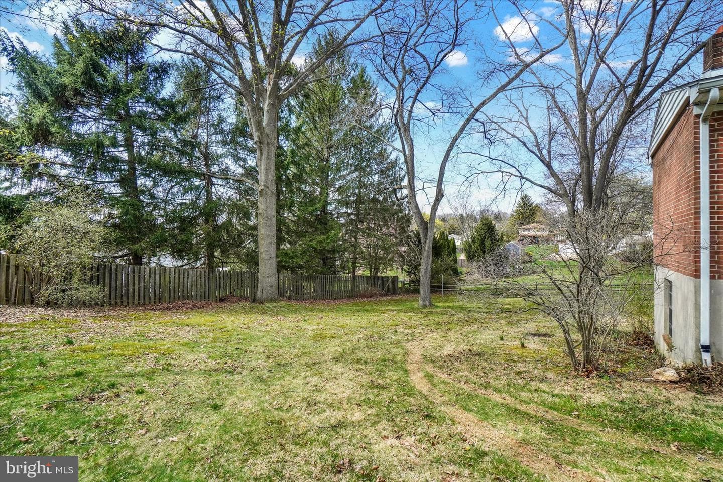 2710 Whitney Drive photo 24