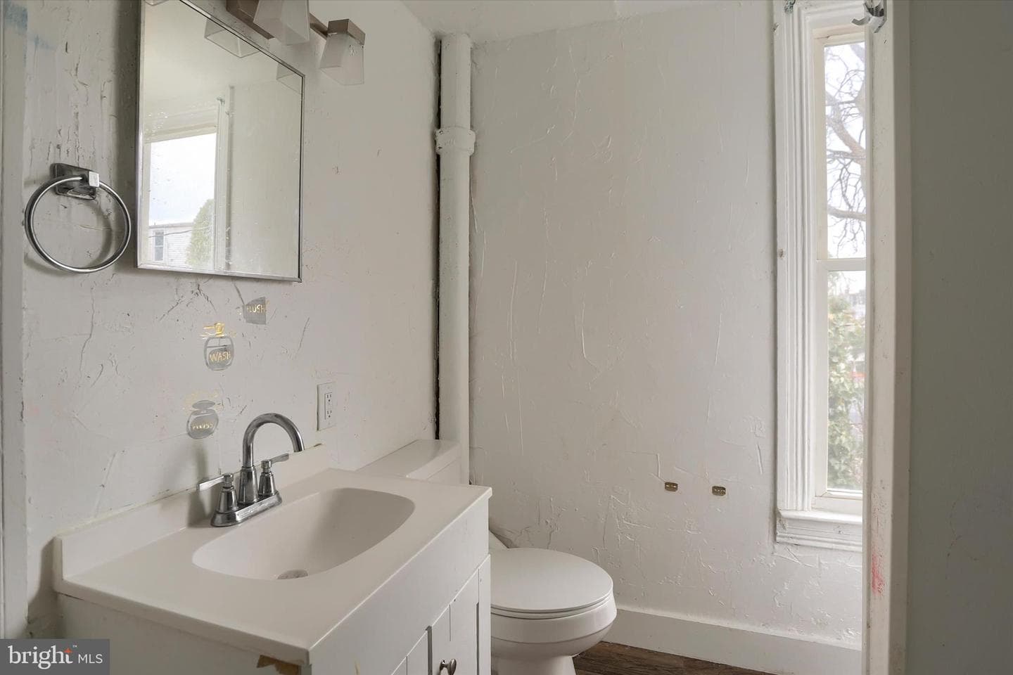 826 Fern Place photo 15