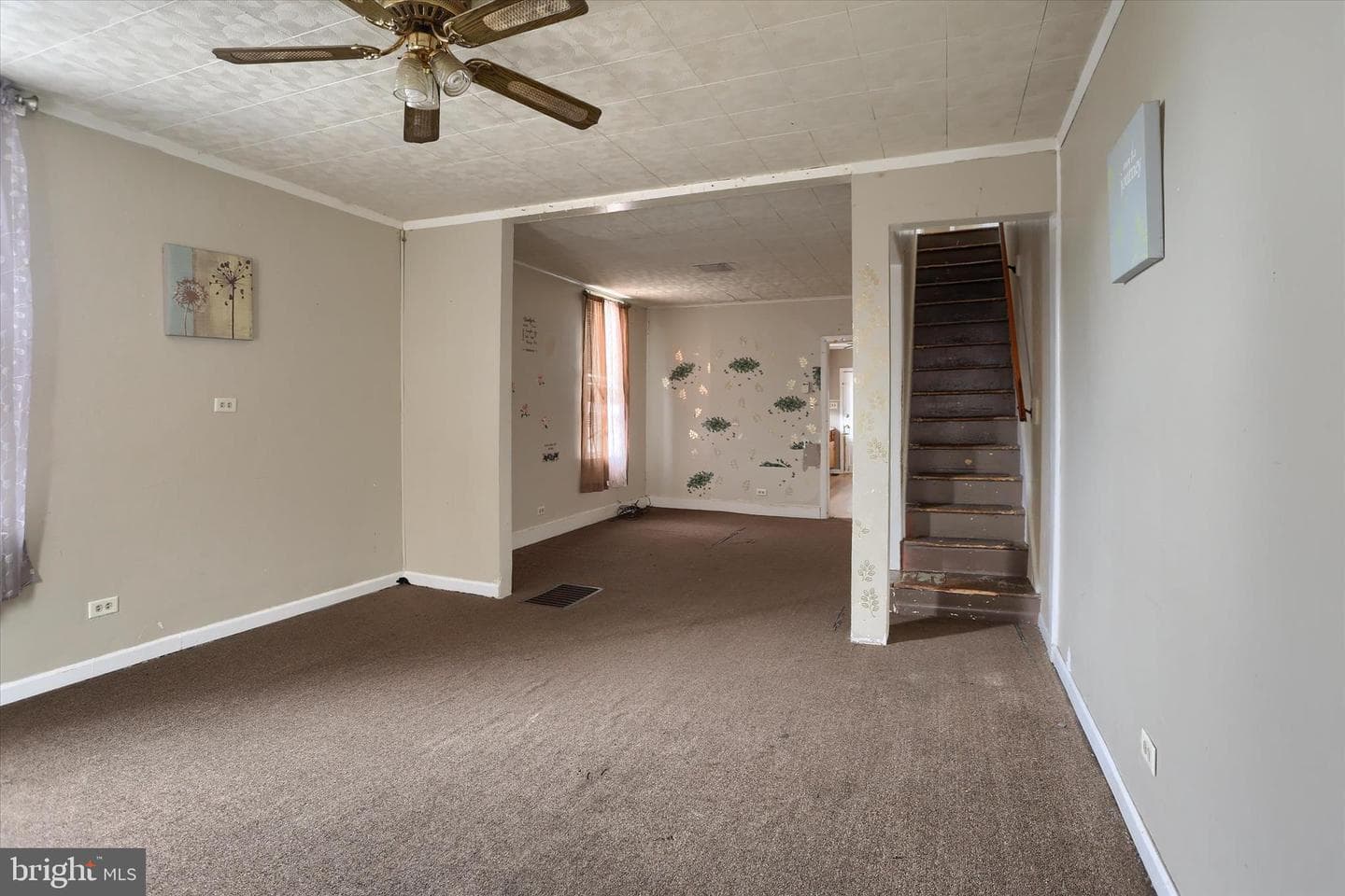 826 Fern Place photo 4