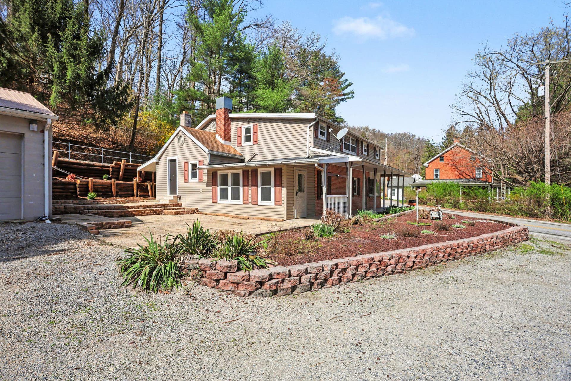 6381 Glatfelters Station Road photo 13