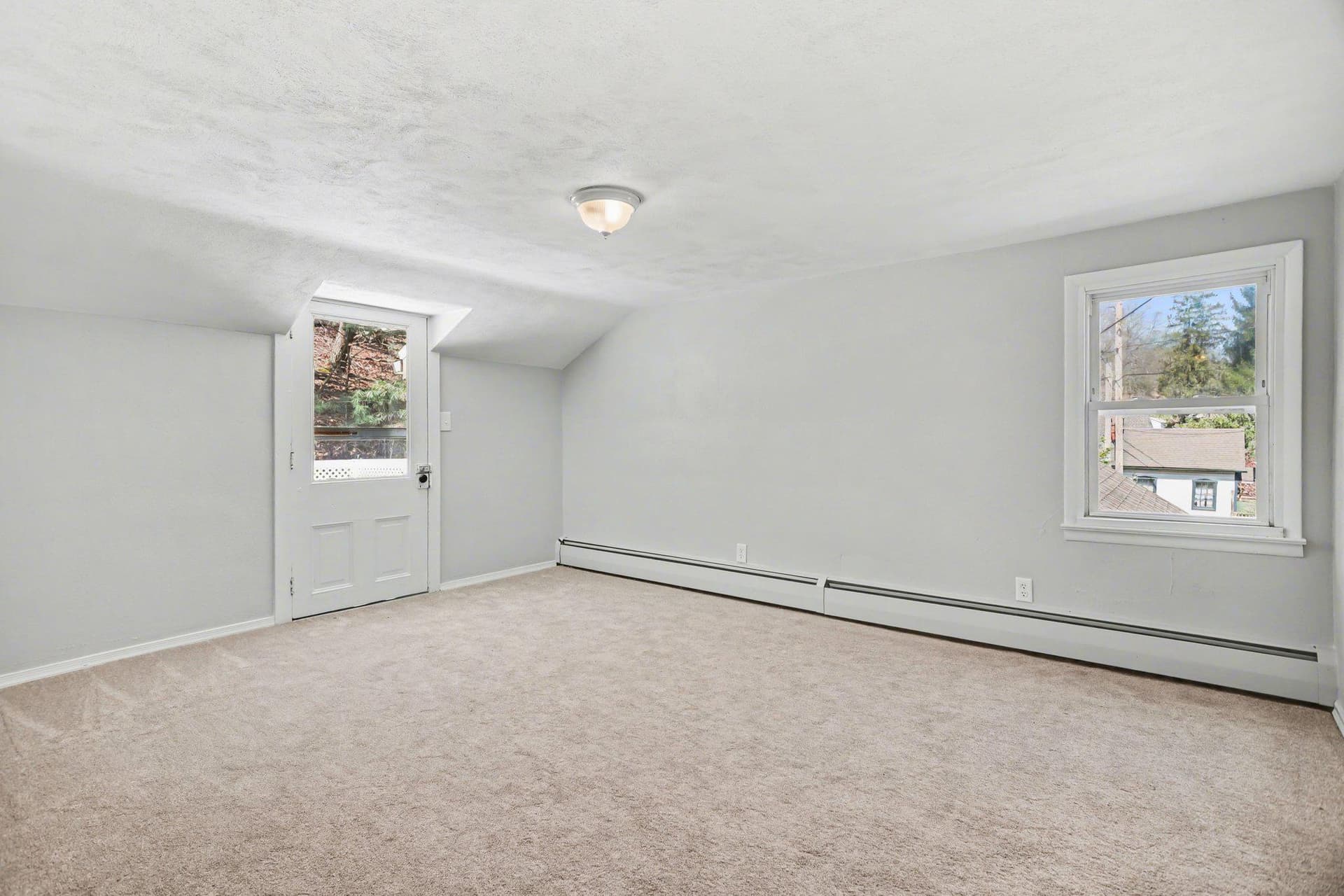 6381 Glatfelters Station Road photo 32