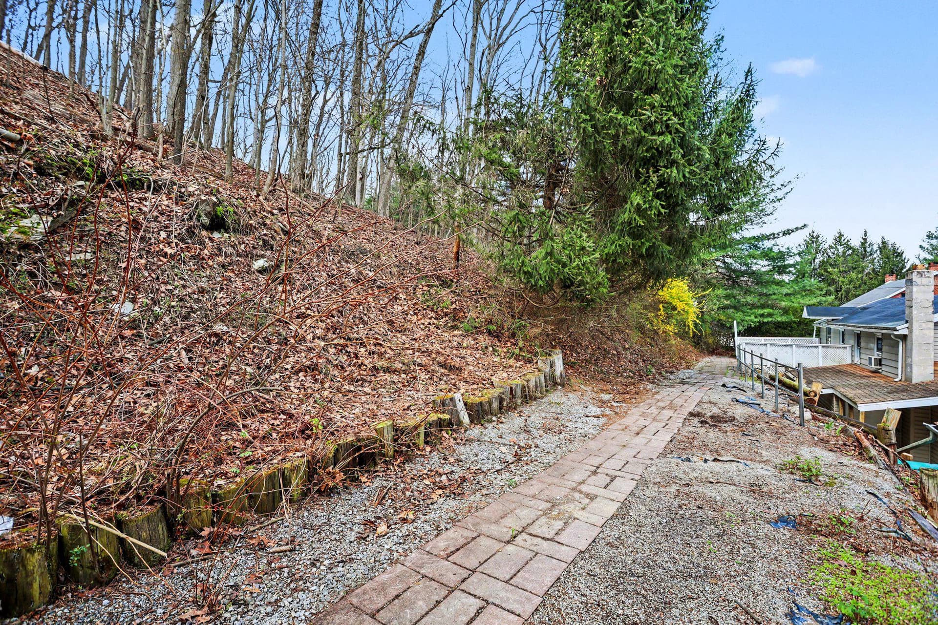 6381 Glatfelters Station Road photo 41