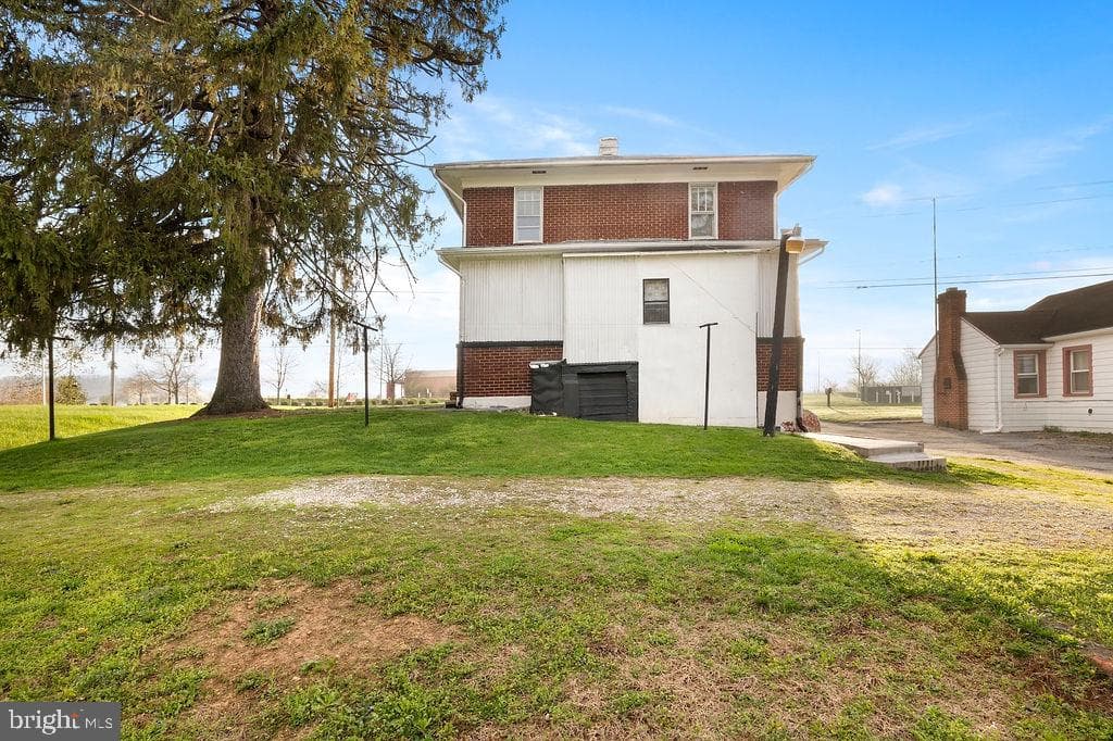 1318 Carlisle Pike photo 6