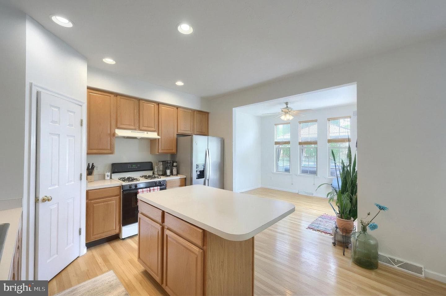 53 Zachary Drive photo 9
