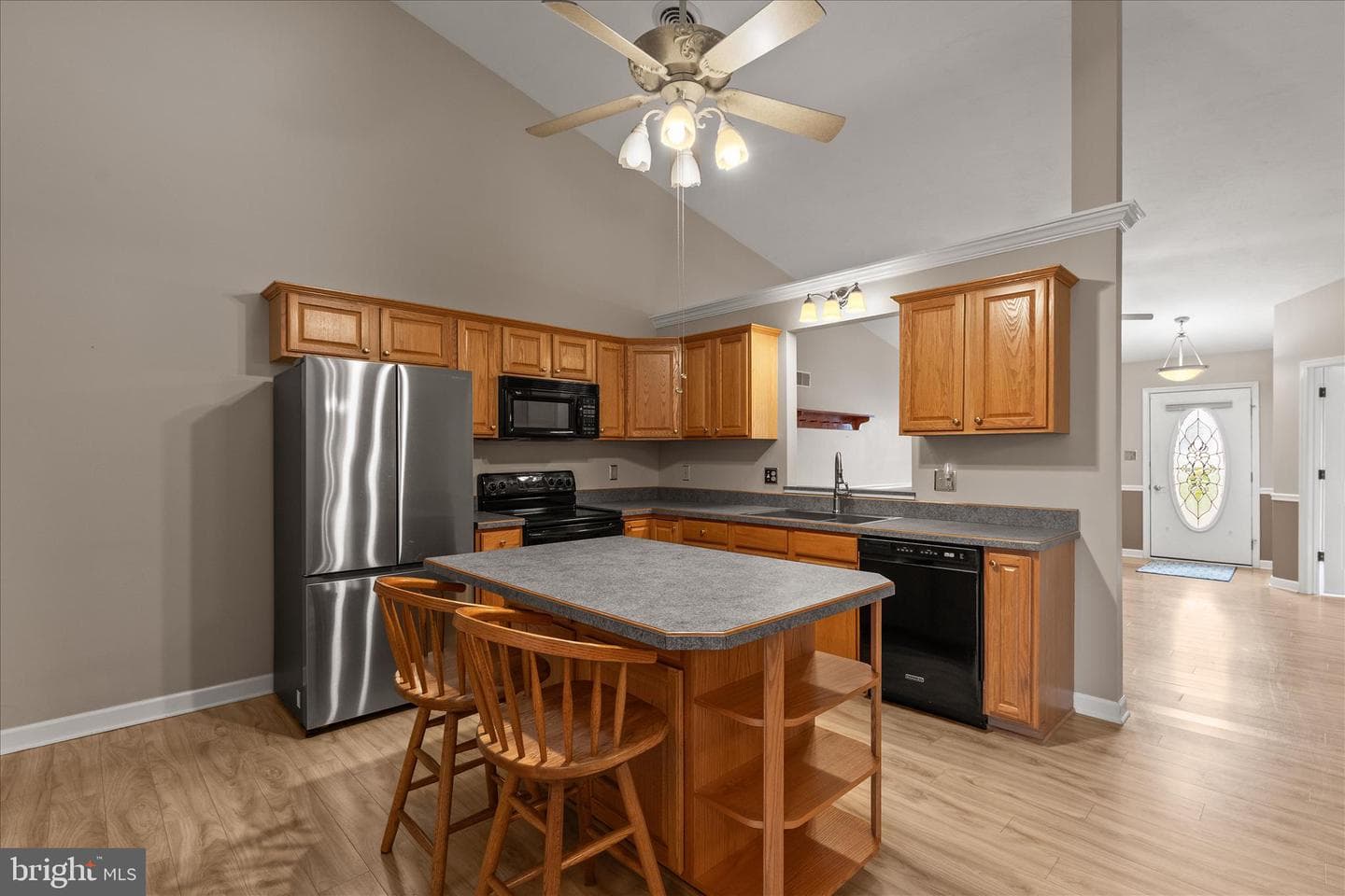 714 Randolph Street photo 9